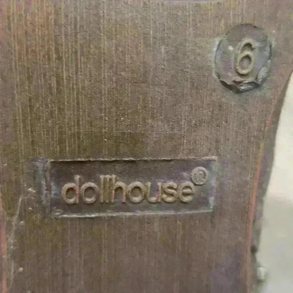 Dollhouse brown ankle high boots size 6 - Picture 5 of 5